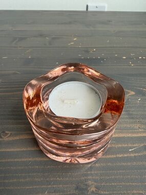 Vintage Pier 1 wavy glass tea light candle  holder 
Pink